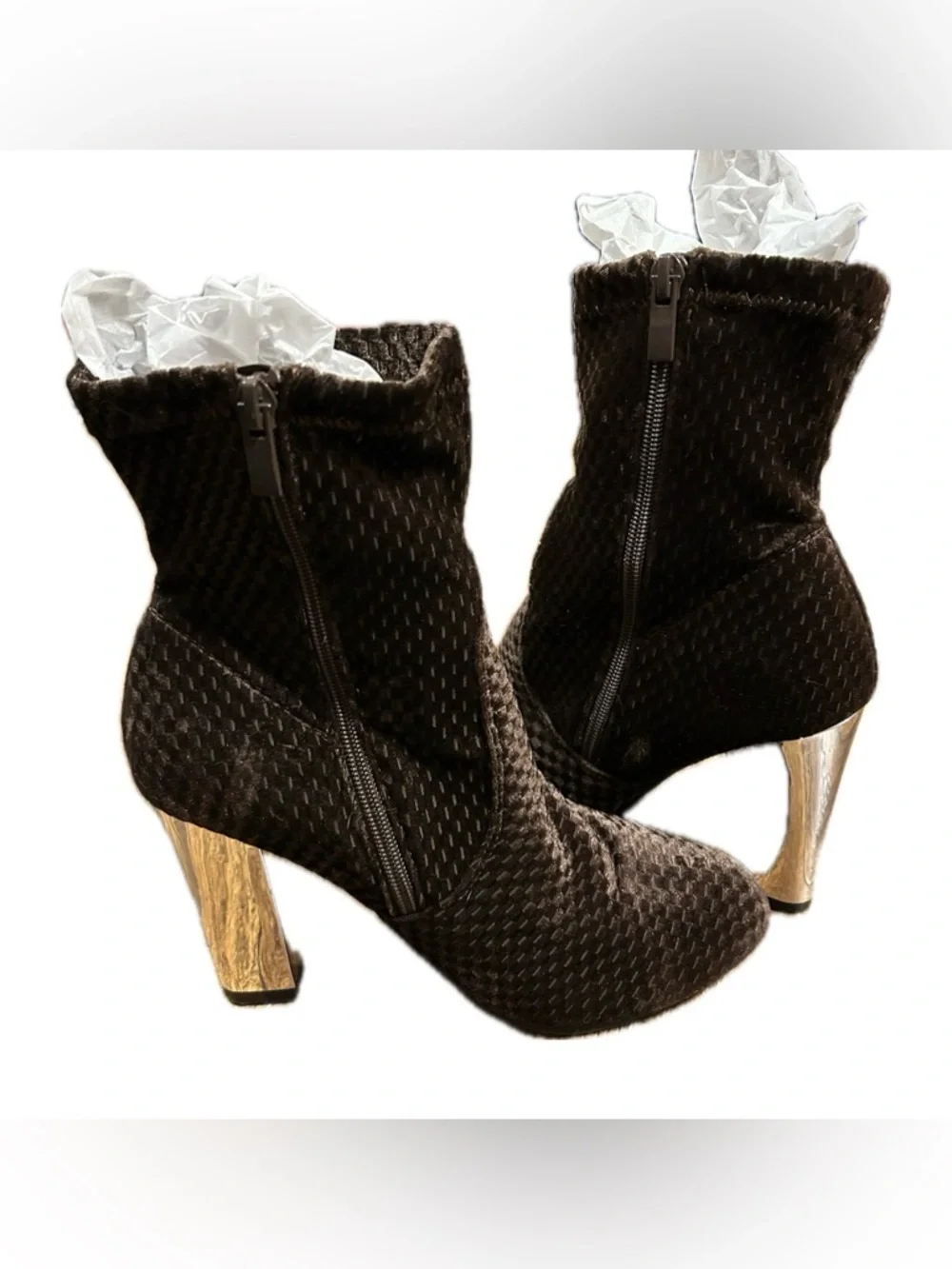 Forever.‎ Velvet zip Booties. Size 7